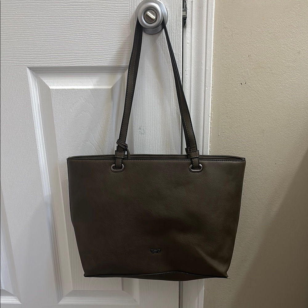 Brown Shoulder Bag with Textured Fabric and Minimalist Design